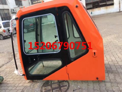 点击查看详细信息<br>标题：斗山DH220-7/DH-7型驾驶室 可选装内饰  阅读次数：2173